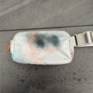 Lululemon Everyday Belt Bag with Abstract Design